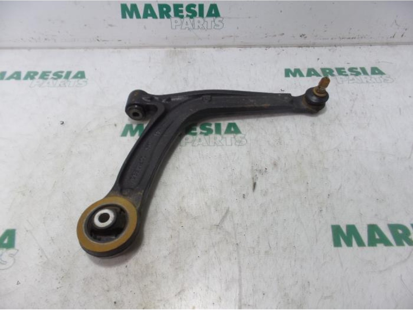 Fiat - 500 - Bras de suspension bas avant droit
