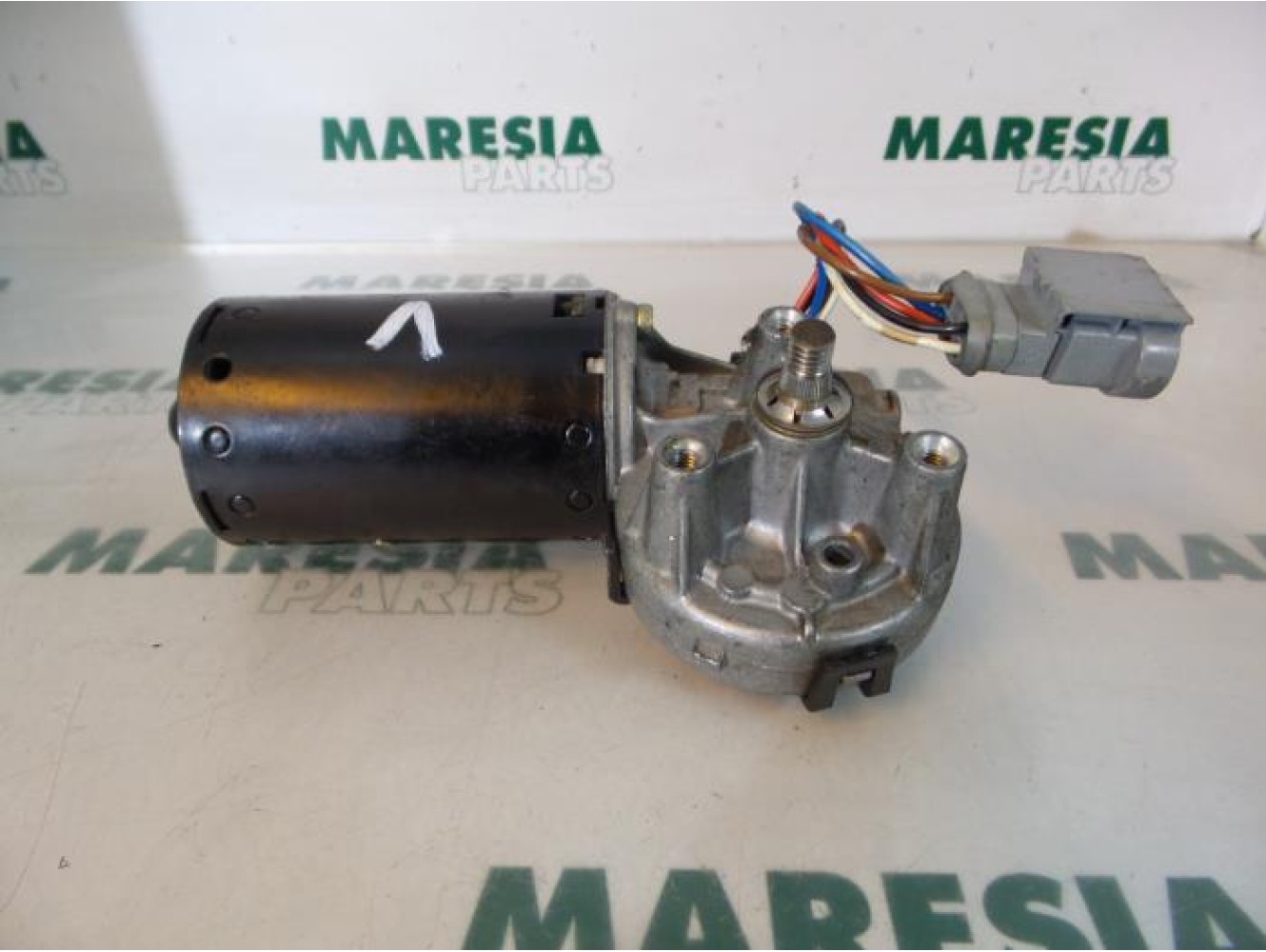 Renault - Megane Scenic - Front wiper motor