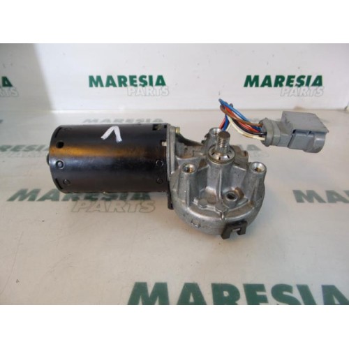 Renault - Megane Scenic - Front wiper motor