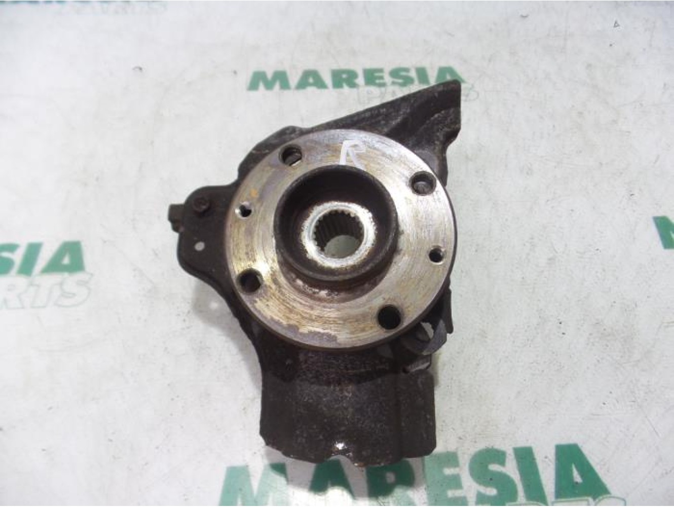Fiat - Punto - Knuckle, front right