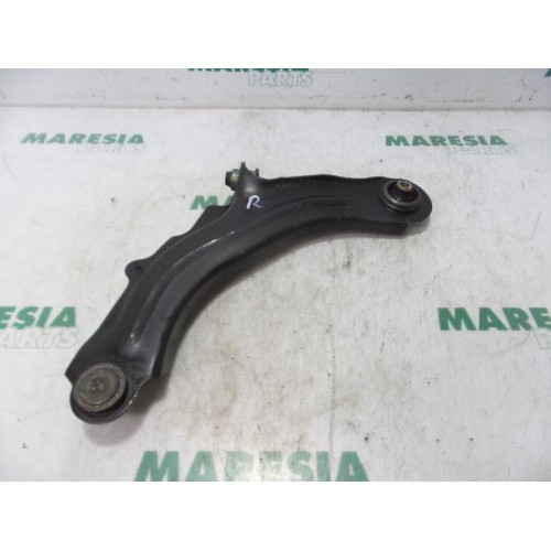 Renault - Megane - Front lower wishbone, right