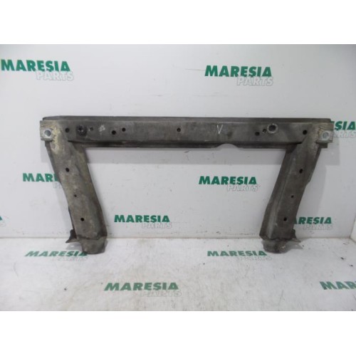 Renault - Megane Scenic - Radiator bar