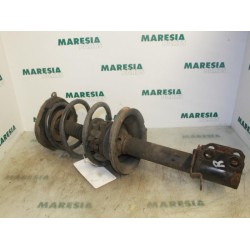 Renault - Megane Scenic - Front shock absorber rod, right