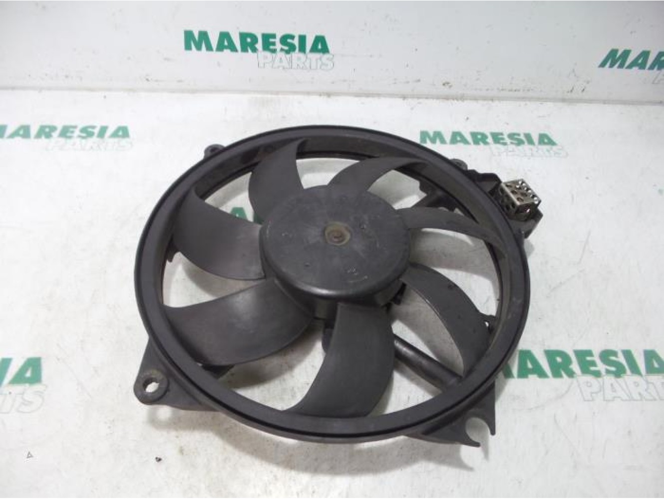 Renault - Megane - Fan motor