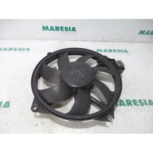 Renault - Megane - Fan motor
