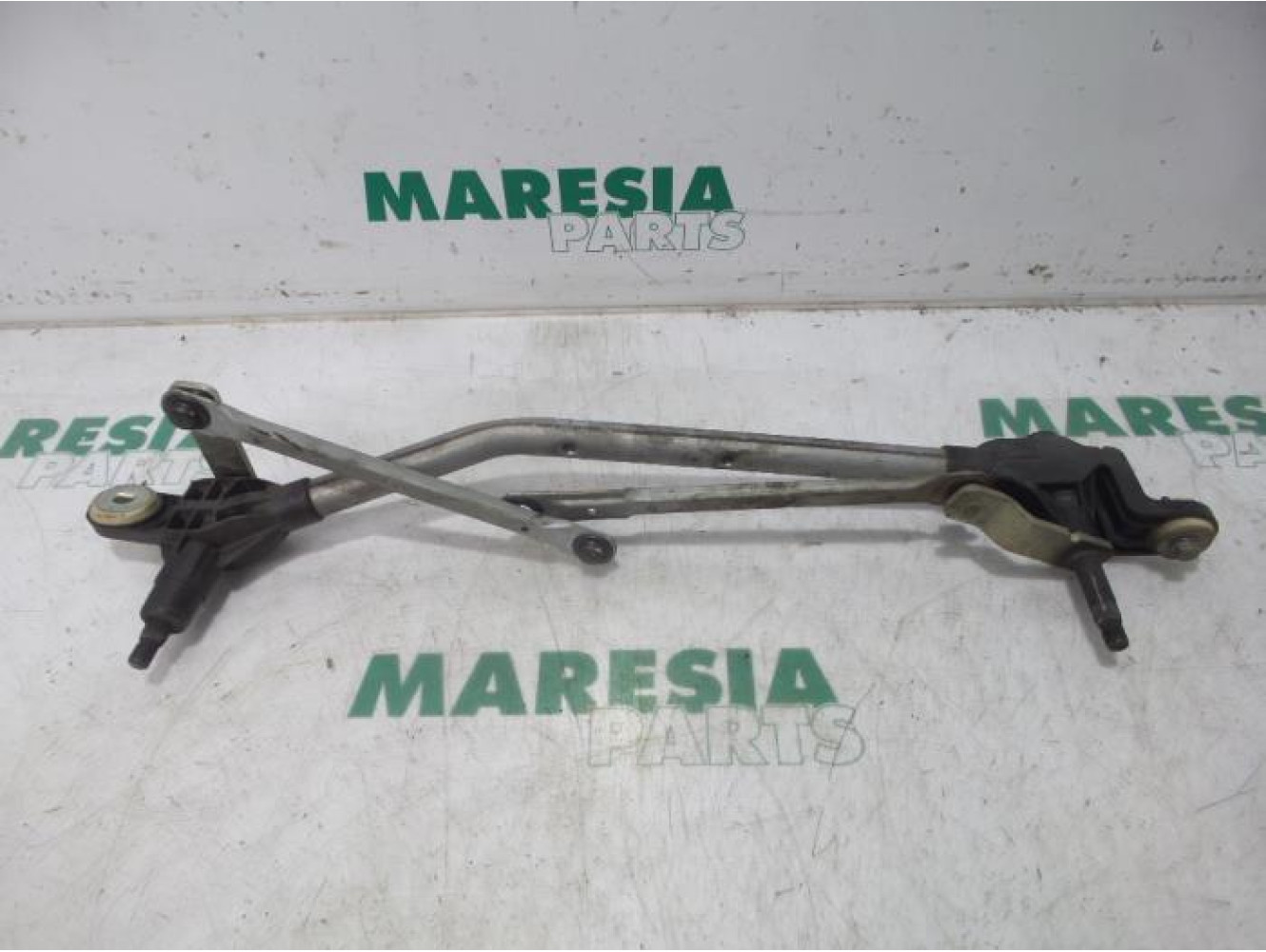 Renault - Megane - Wiper mechanism