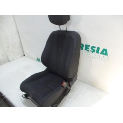 Renault - Megane - Seat, right