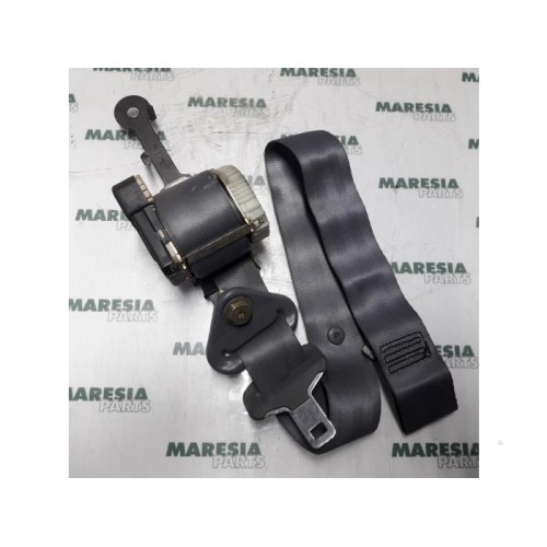 Renault - Clio - Front seatbelt, right