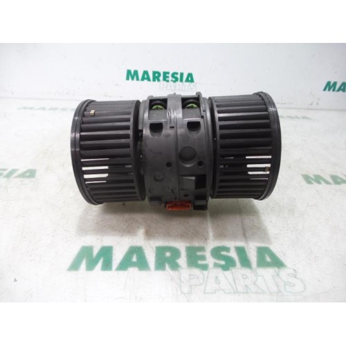 Renault - Megane - Heating and ventilation fan motor