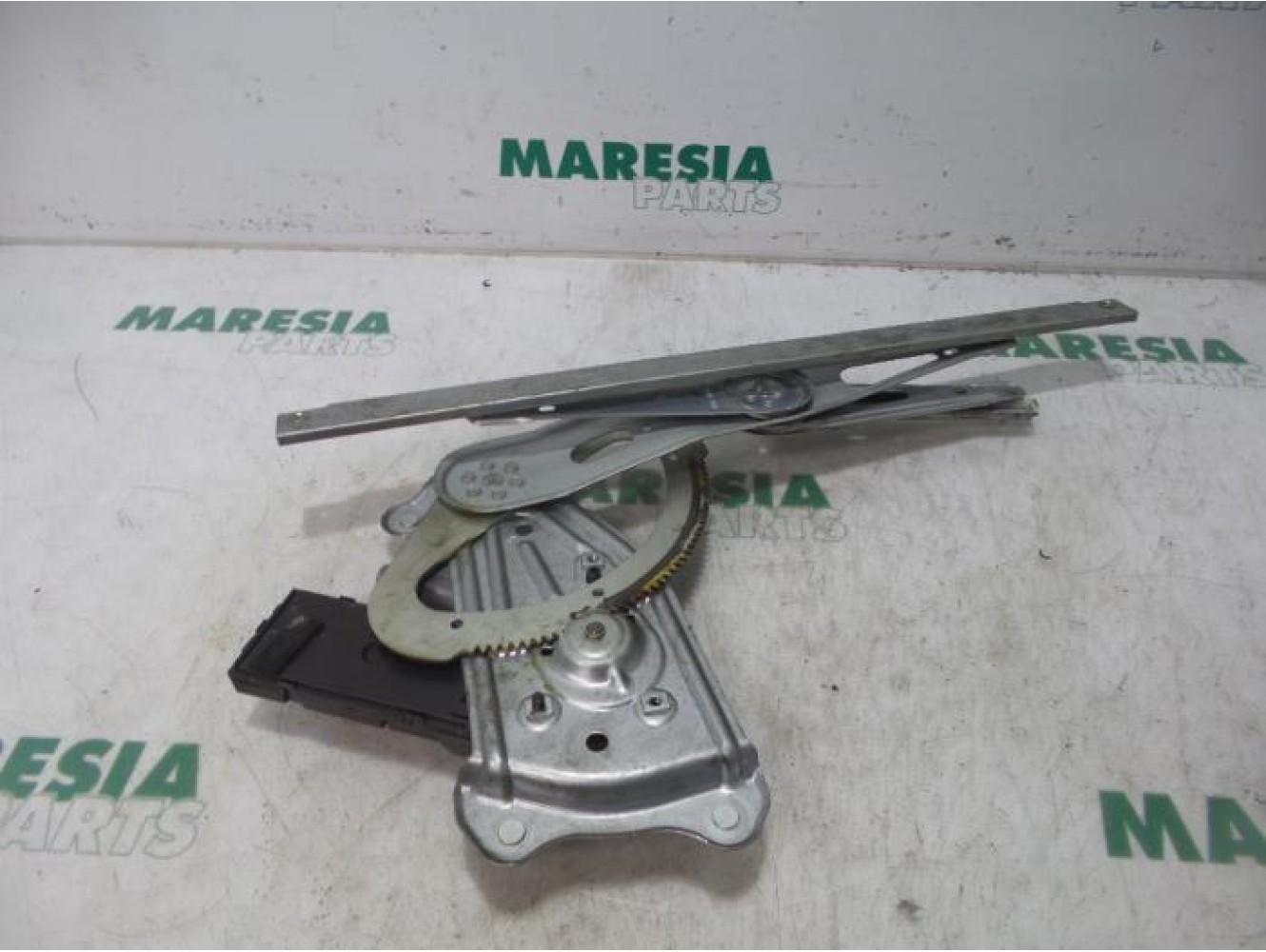 Renault - Megane - Window mechanism 2-door, front left