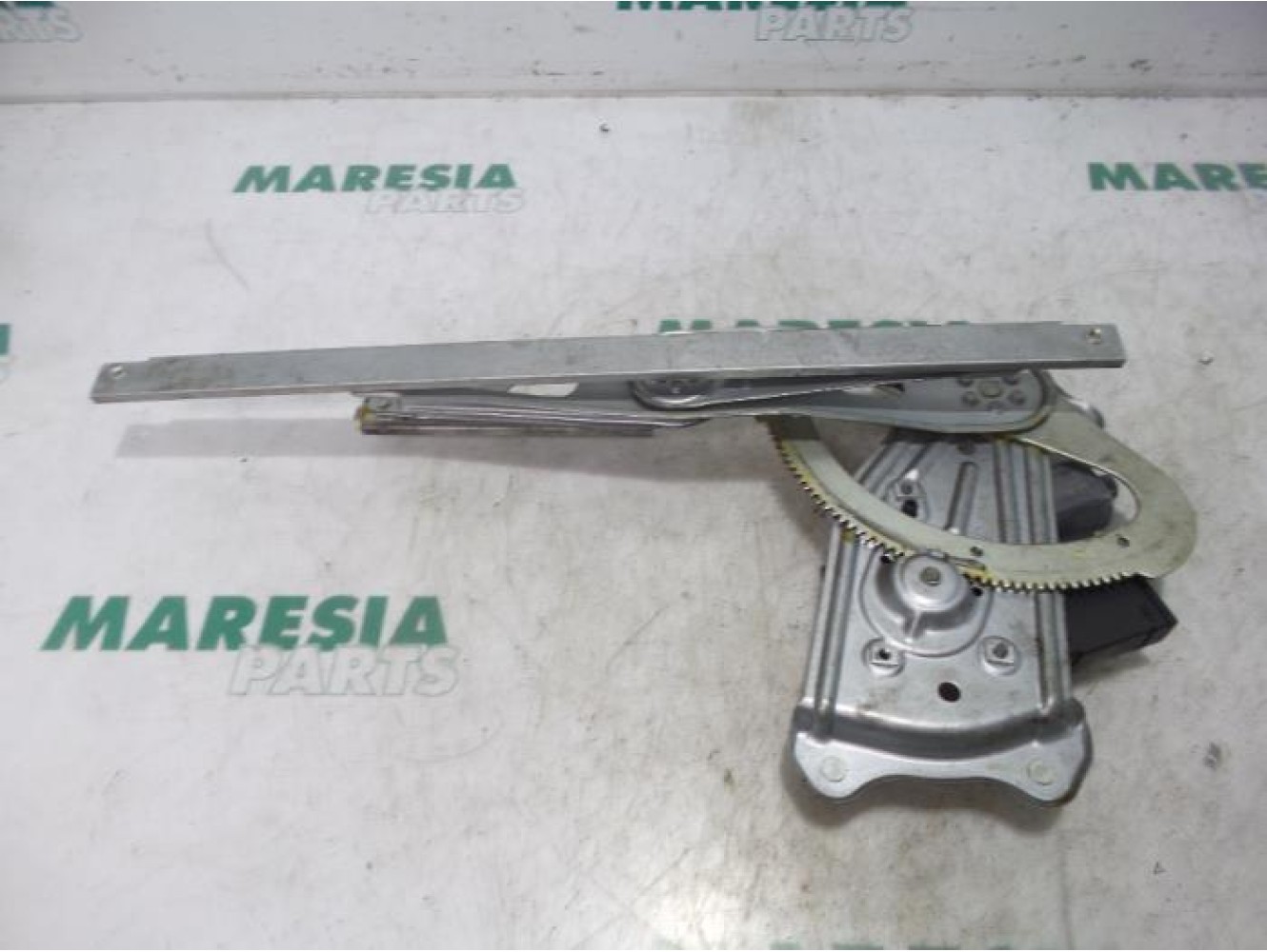 Renault - Megane - Window mechanism 2-door, front right