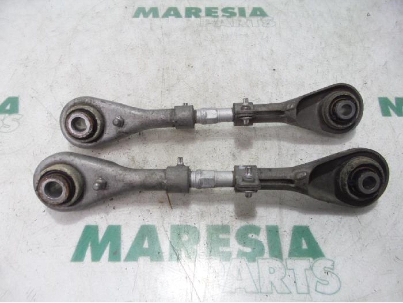 Peugeot - 3008 - Anti-roll bar guide