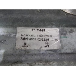 Renault - Megane - Radiator bar