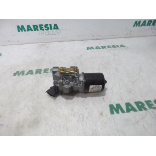 Renault - Megane - Front wiper motor