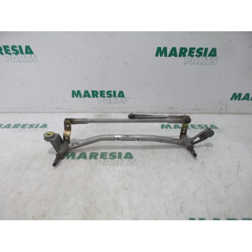 Renault - Megane - Wiper mechanism