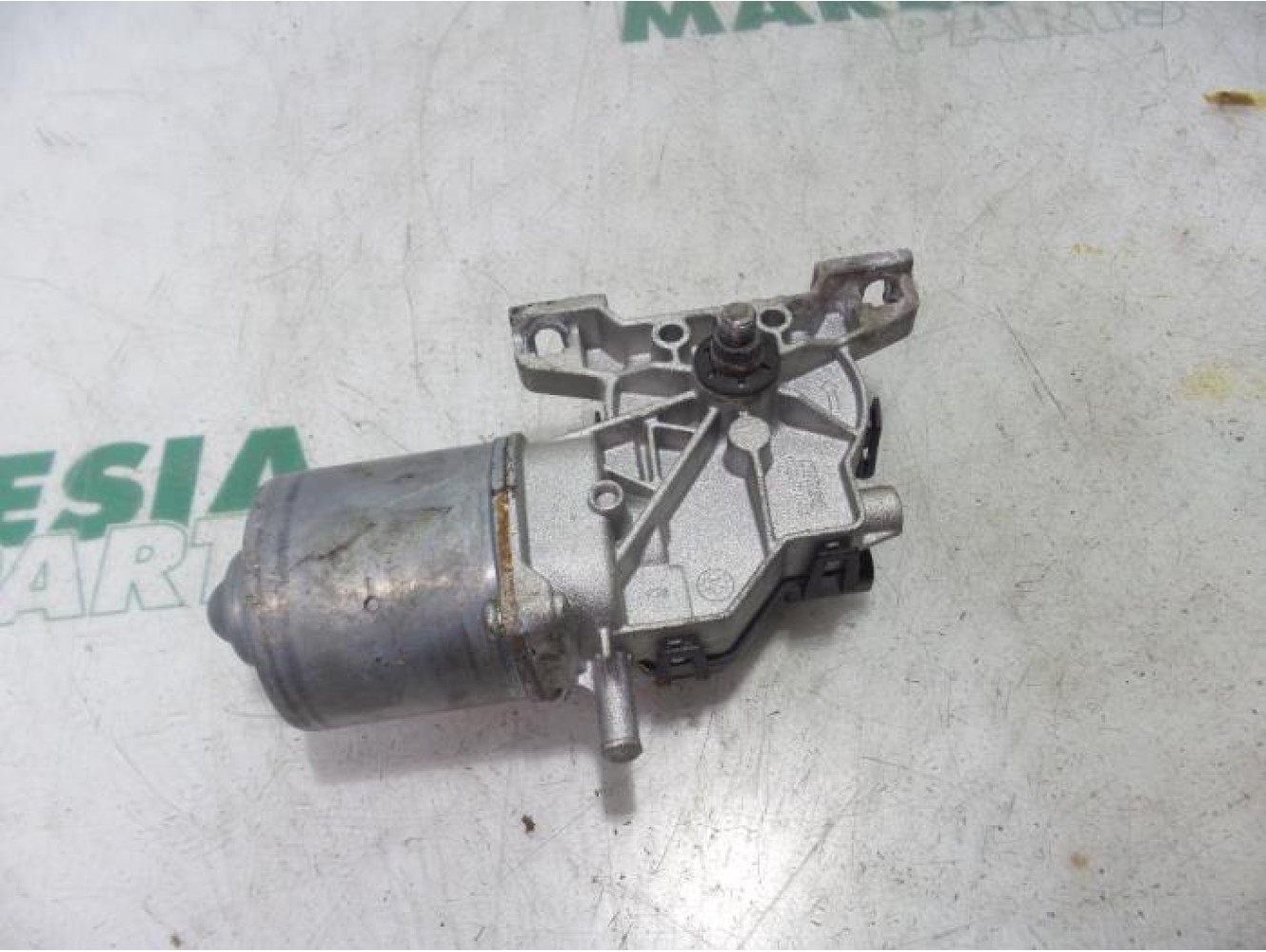 Fiat - Panda - Front wiper motor