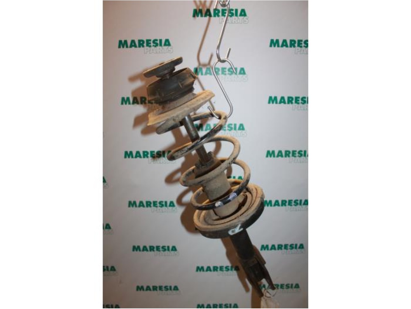 Renault - Kangoo - Front shock absorber rod, right