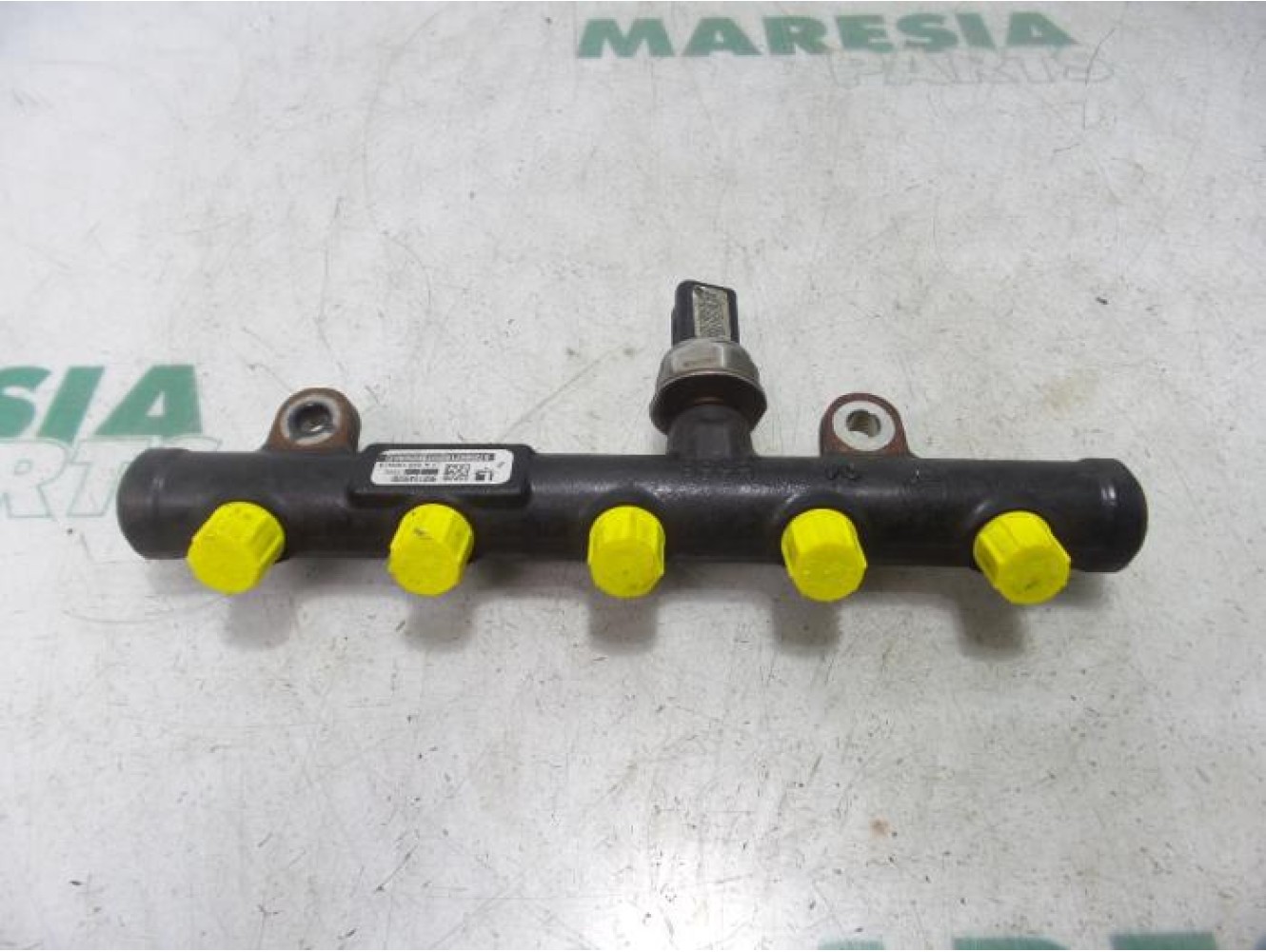 Citroen - C4 Picasso - Fuel injector nozzle