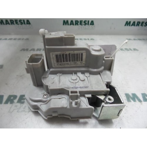Lancia - Y(Psilon) - Front door lock mechanism 4-door, right