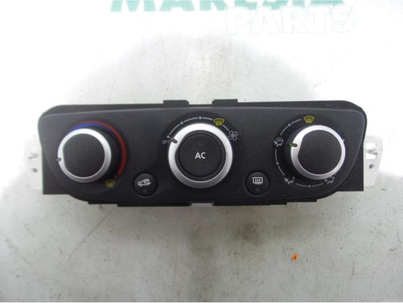 Renault - Megane - Panneau de commandes chauffage