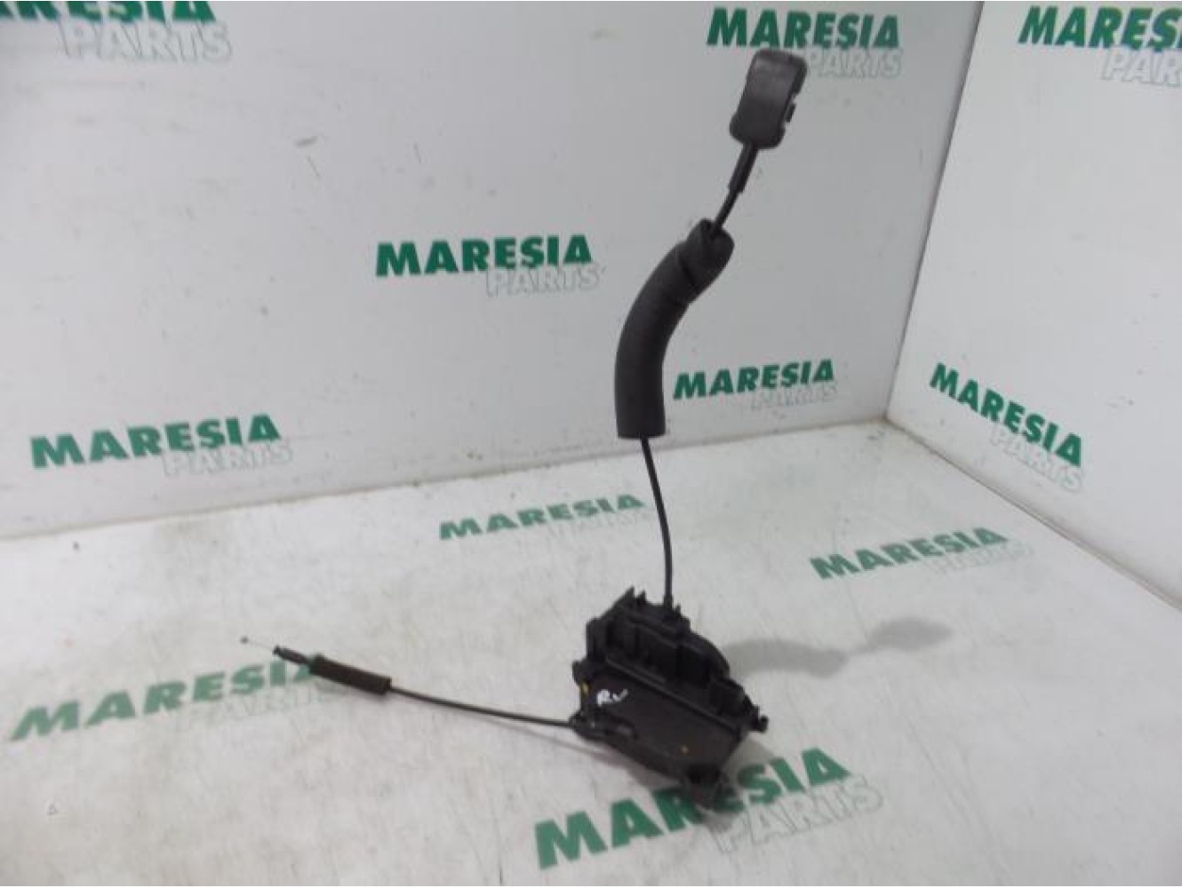 Renault - Megane - Front door lock mechanism 4-door, right