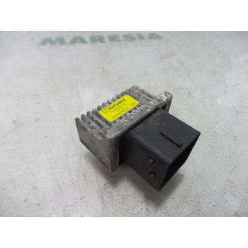 Renault - Megane - Glow plug relay