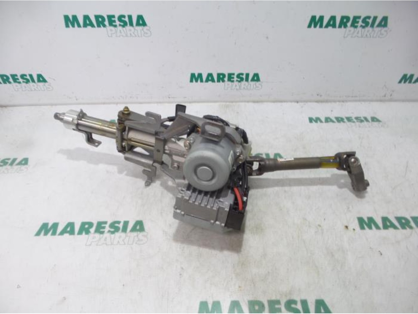 Renault - Megane - Steering column housing