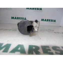 Peugeot - 307 - Scheibensprüherpumpe vorne