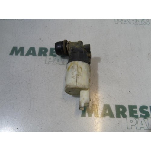 Peugeot - 307 - Windscreen washer pump
