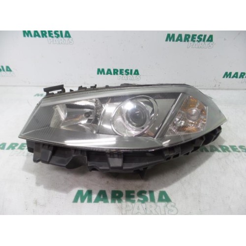Renault - Megane - Koplamp links