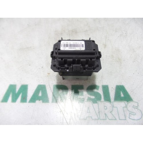 Renault - Megane - Heater resistor