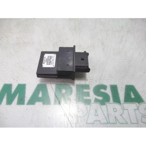 Peugeot - 3008 - Relay