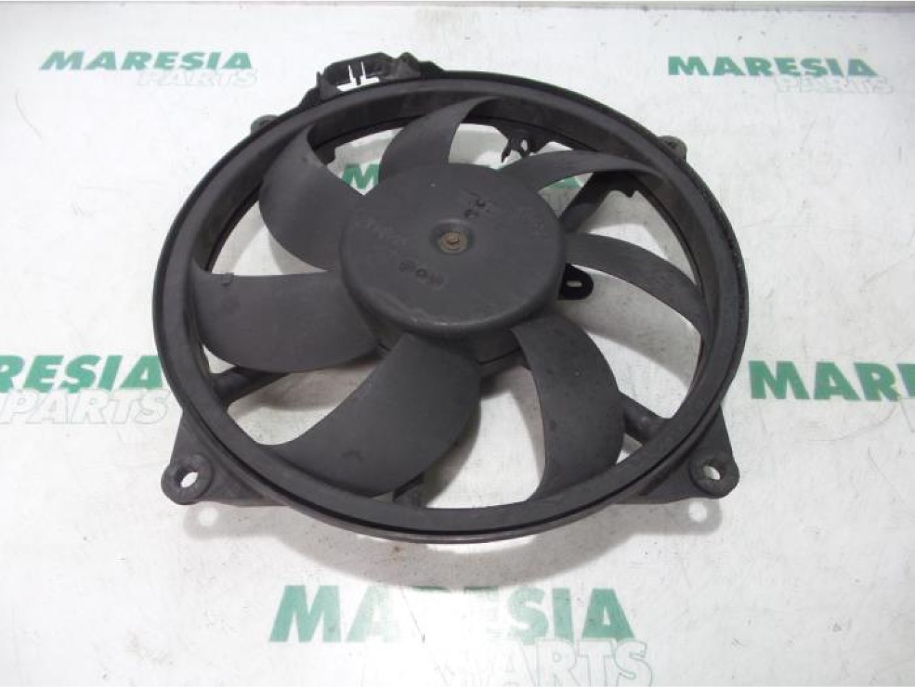 Renault - Megane - Kühlgebläse Motor