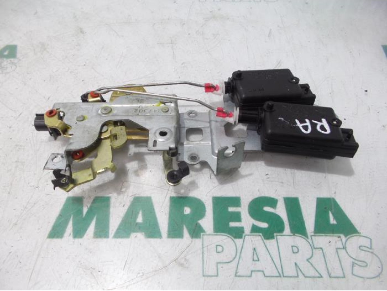 Citroen - C8 - Sliding door lock mechanism, right