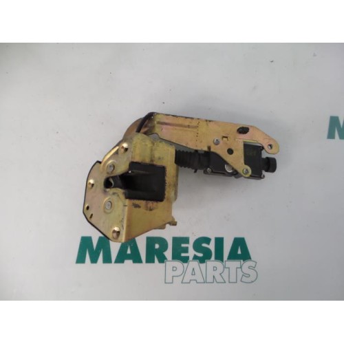 Citroen - C8 - Sliding door lock mechanism, right