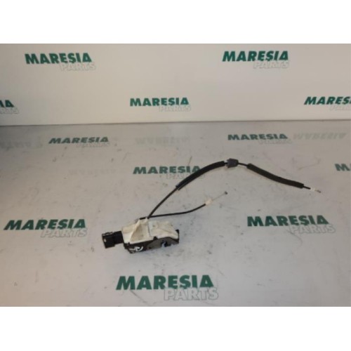 Citroen - Berlingo - Sliding door lock mechanism, right