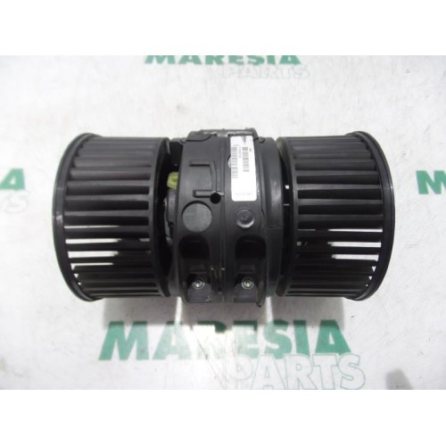Renault - Megane - Heating and ventilation fan motor