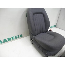 Lancia - Thesis - Sitz rechts