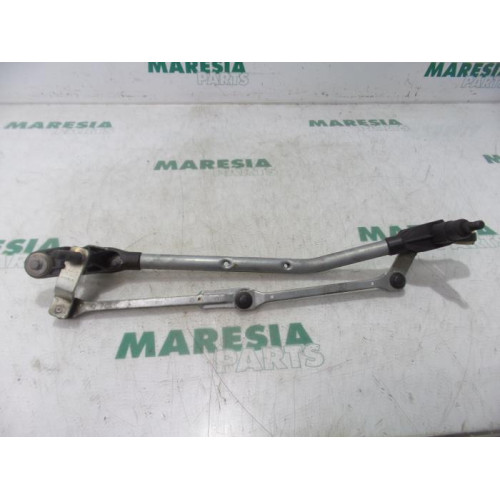 Renault - Megane - Wiper mechanism