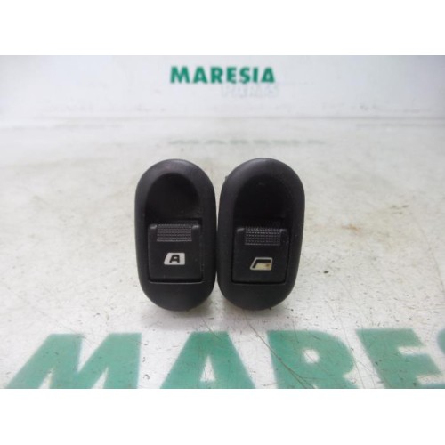 Citroen - C3 - Multi-functional window switch