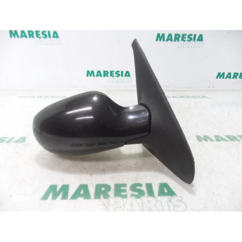 Renault - Clio - Wing mirror, right