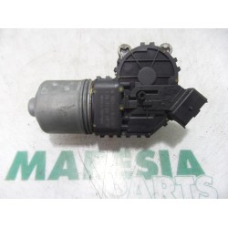 Renault - Clio - Front wiper motor