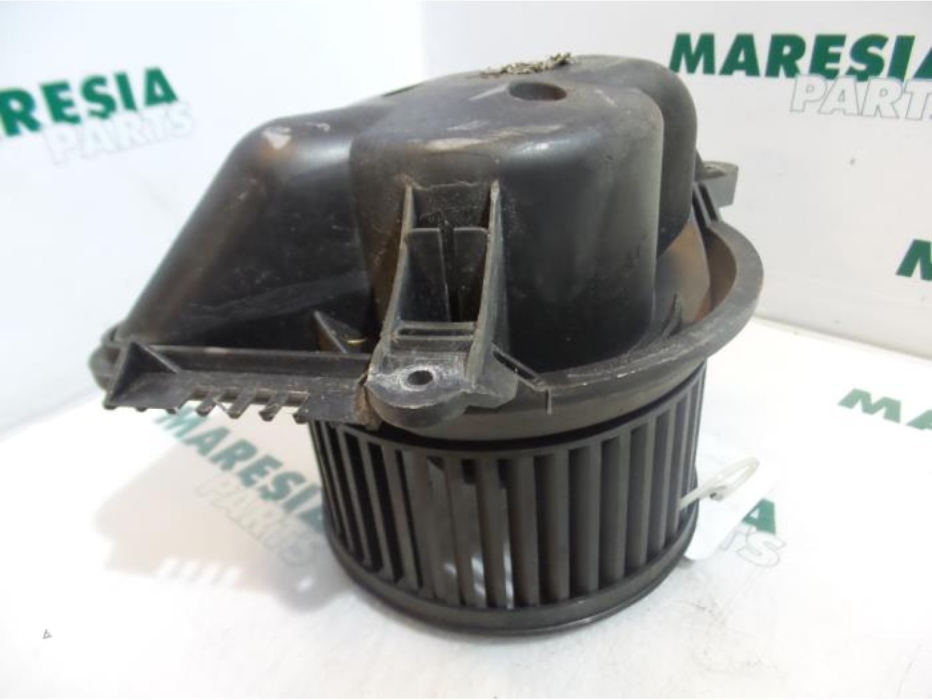 Renault - Megane - Heating and ventilation fan motor