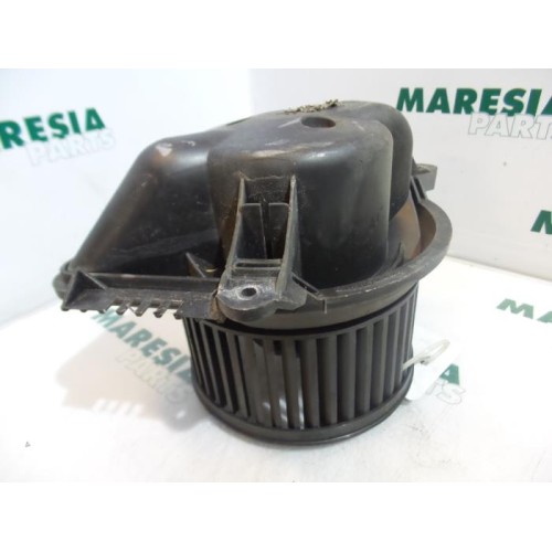 Renault - Megane - Heating and ventilation fan motor