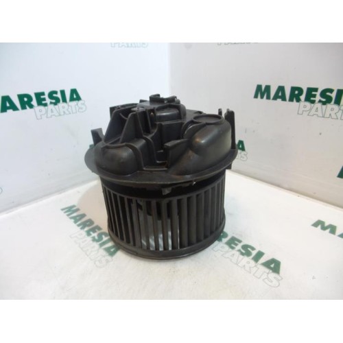 Renault - Megane - Heating and ventilation fan motor