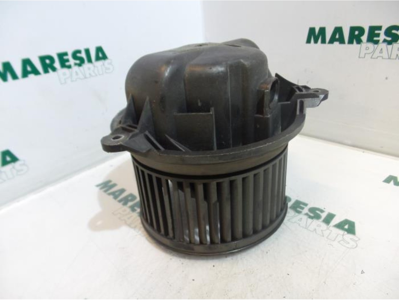Renault - Megane - Heating and ventilation fan motor