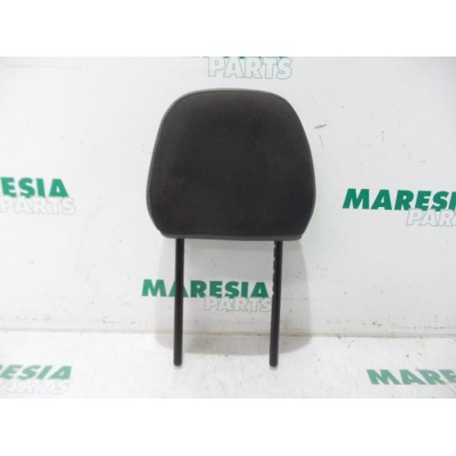 Citroen - C3 - Headrest