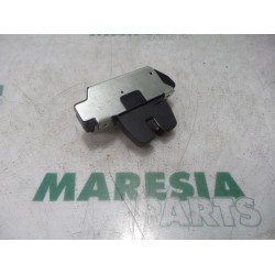 Citroen - C3 - Tailgate lock mechanism