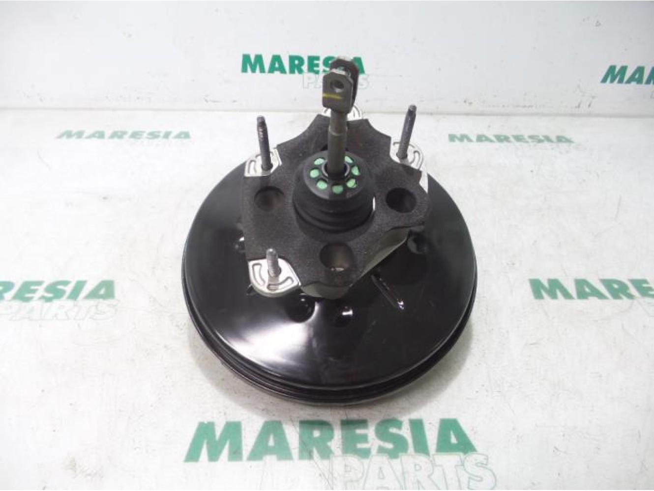 Renault - Clio - Brake servo