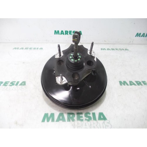 Renault - Clio - Brake servo